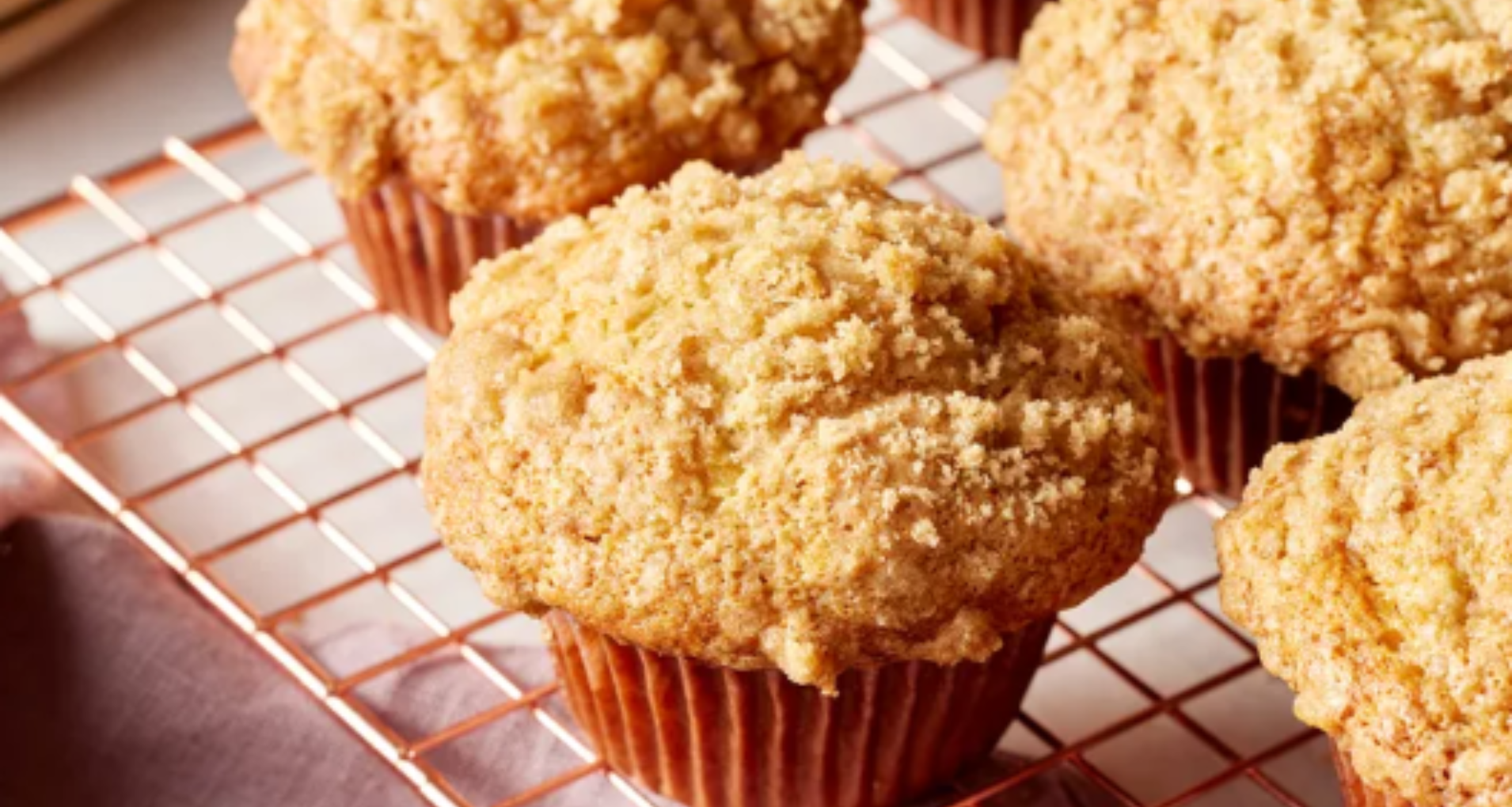 Banana Bread Muffins recipe with a Crunchy Streusel Topping 